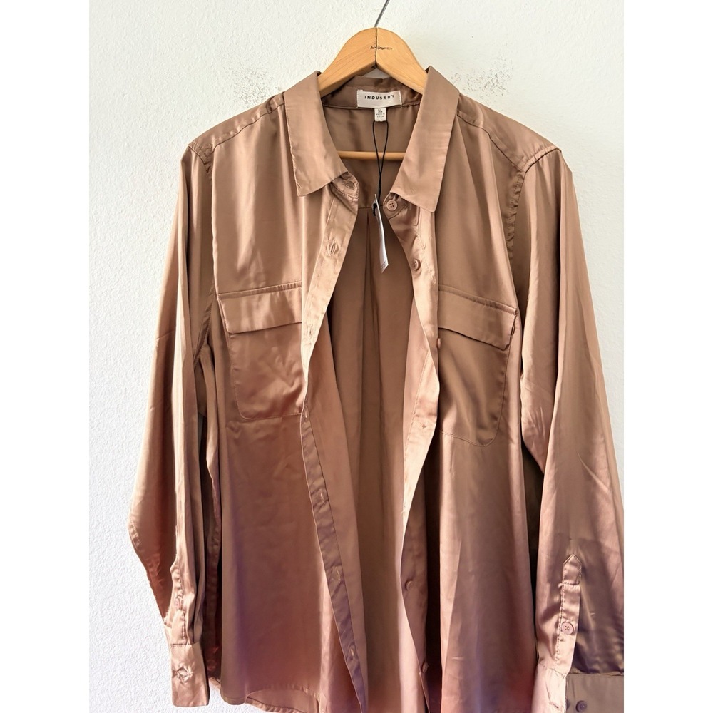 NWT Industry Women's Long Sleeve Button Down Shirt - Size XL - Bronze/Brown